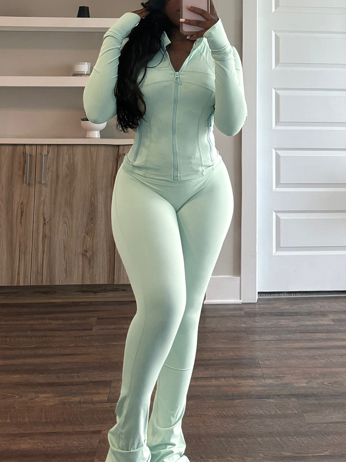 Two Pieces Sporty Fitted  Flare Pants Set