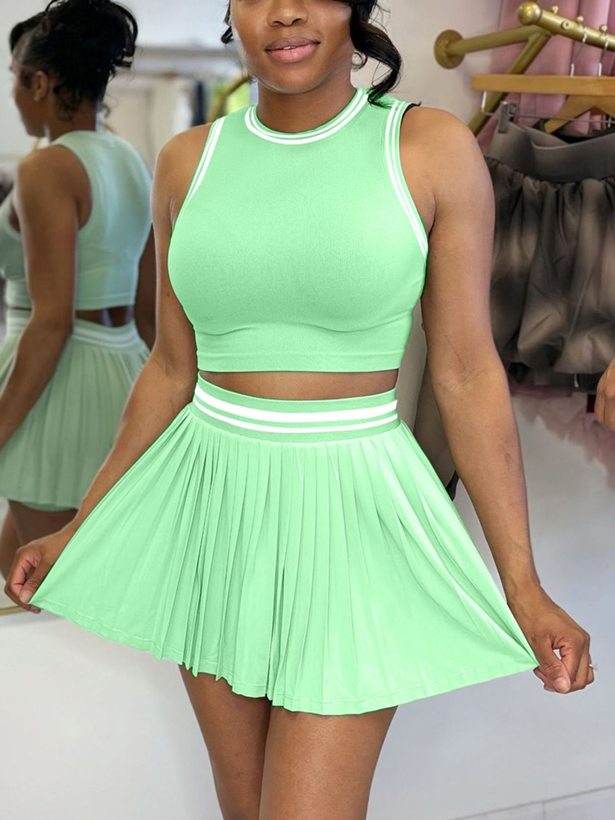 Sleeveless Crop Top Pleated Skirt Set