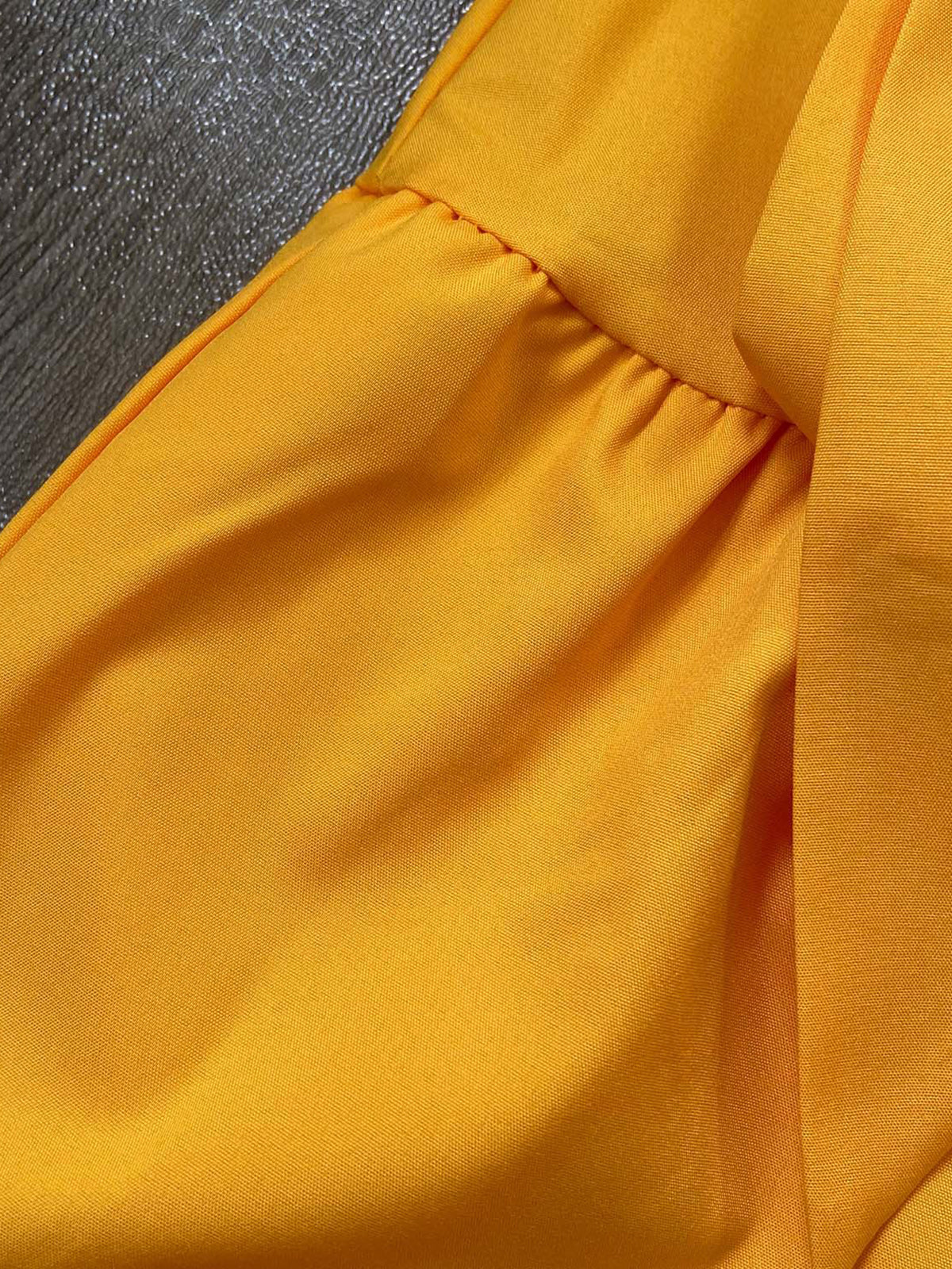 Elegant Bubble Sleeve Solid Color Dress