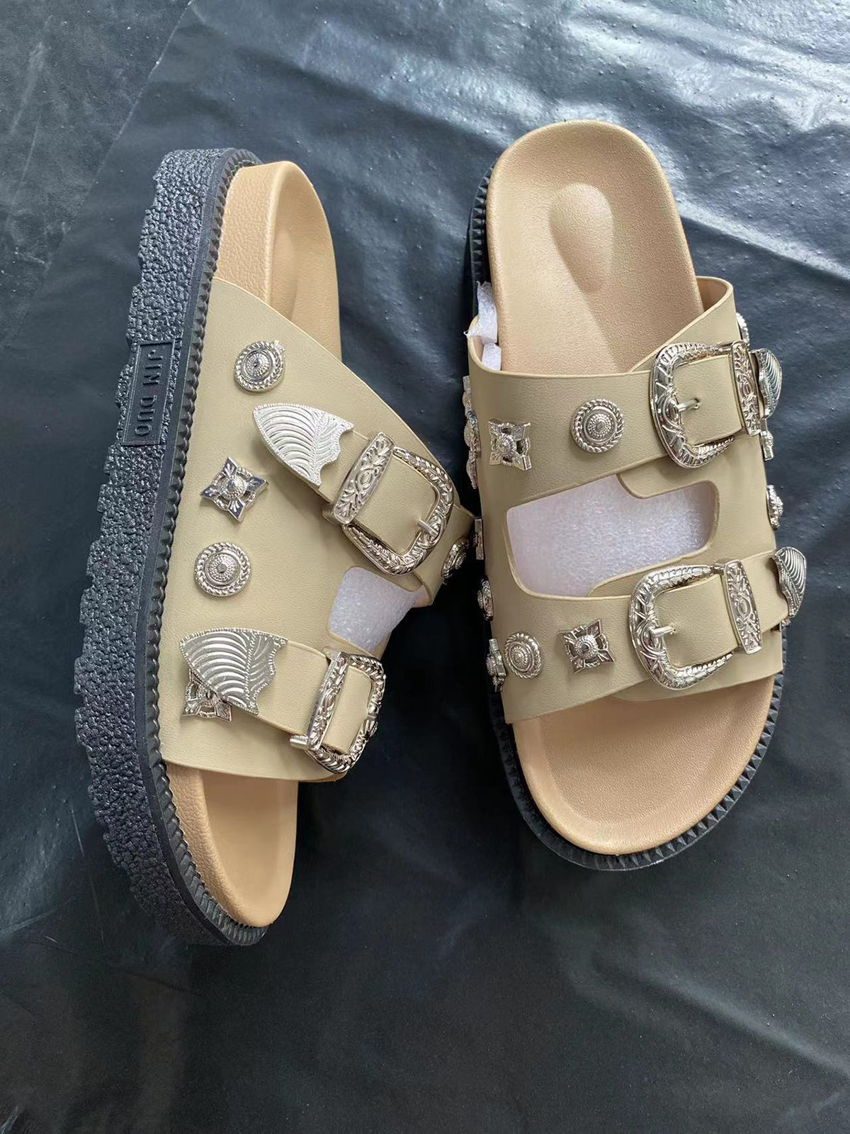 Studded Metal Rivet Flat Slide